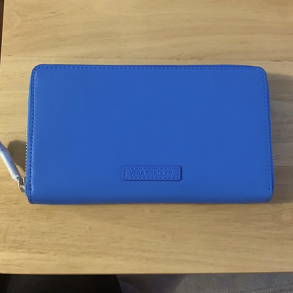Vera Bradley accordion wallet in coastal blue